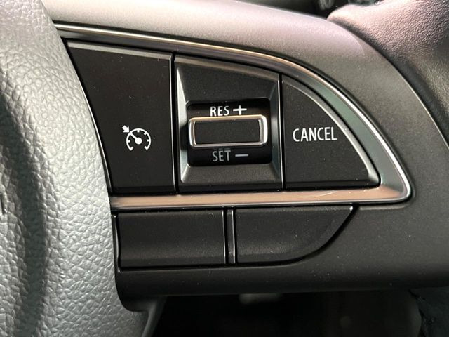 �y�N���[�Y�R���g���[���z�������H�����N���N���s�B�A�N�Z���𗣂��Ă���葬�x�ő��s���ł��A�������^�]���̕��S���y��!�����E�������ȒP�ȃX�C�b�`����Œ����ł��܂��B