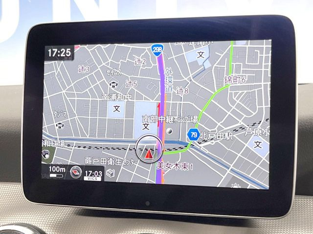 ●純正ナビ:一体感のあるナビは、高級感ある車内を演出してくれます。オーディオ機能も充実しておりますので、運転もより楽しめます♪