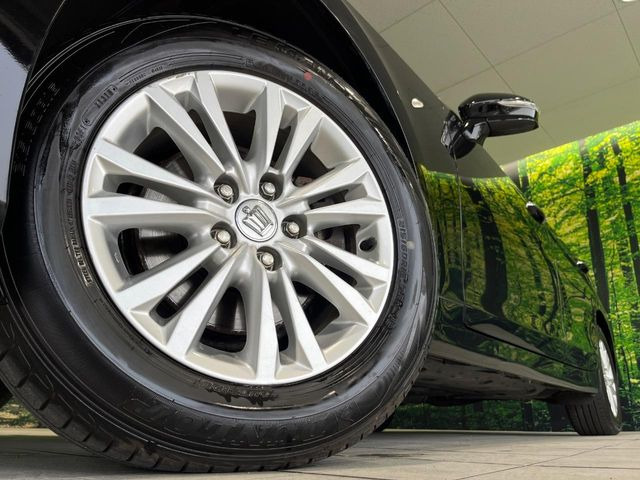 �y16�C���`�A���~�z�C�[���z�O�ςɃ}�b�`�����A���~�z�C�[���𑕒����Ă���܂��B�e��A���~�z�C�[����A�X�^�b�h���X�^�C�����戵�����Ă���܂��B���񂲑��k����������