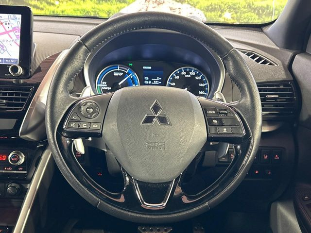 �y�����v�����X�e�A�����O�z�㎿�Ȋv���g�p���邱�ƂŁA��ɂ����������݂ƂĂ��^�]���₷���n���h���ł���