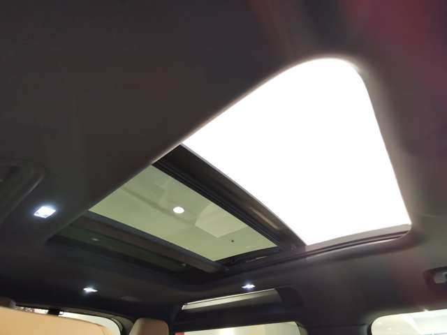 ディフェンダー90 V8 5.0L P525 4WD