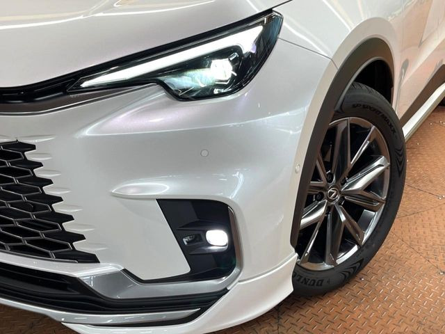 �yLED�w�b�h���C�g�z���V����ԑ��s�����ǍD�Ȏ��E���m�ۂ����S���ĉ^�]�ł��鍂�P�xLED�w�b�h���C�g�𑕔�!�_�����x�������A����d�͂��}�����Ă��܂��B