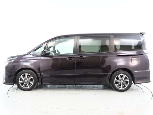 ヴォクシー2.0 ZS