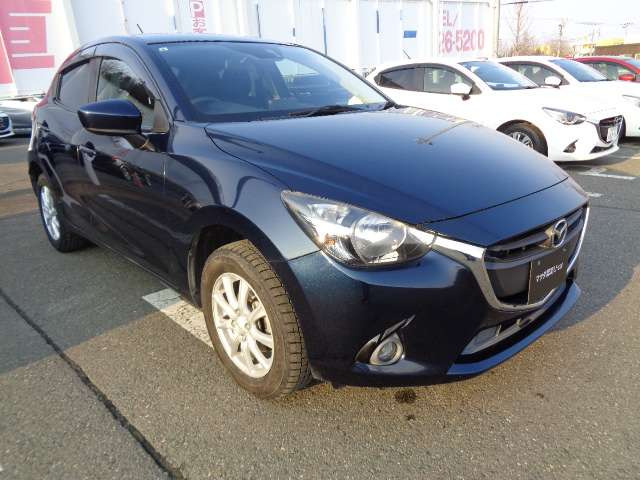 デミオ1.3 13S 4WD