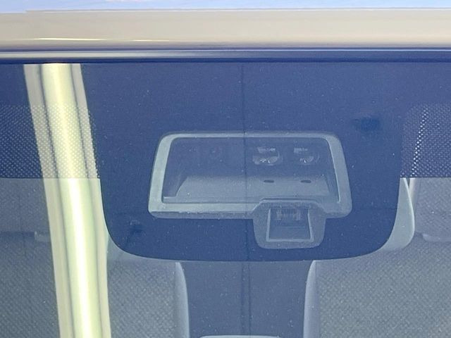 �y�X�Y�L �Z�[�t�e�B�T�|�[�g�z���s���ɑO���̎ԗ�����F�����A�Փ˂������Ȏ��͌x��ƃu���[�L�ŏՓˉ���Ɣ�Q�y�����A�V�X�g�B�����S�Ƀh���C�u�����y���݂��������܂��B