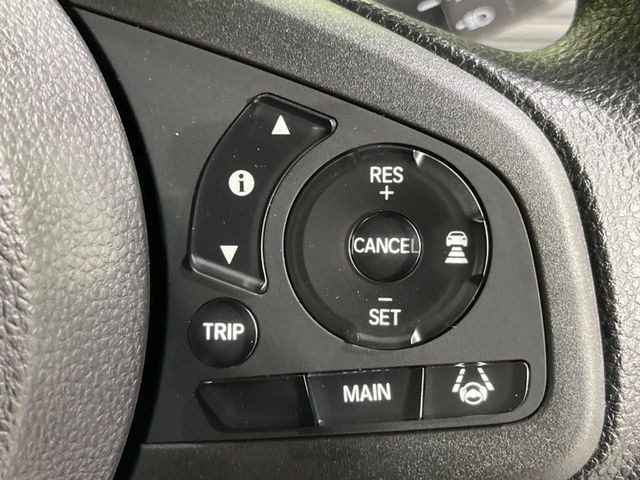 �y�A�_�v�e�B�u�N���[�Y�R���g���[���z�������H�ł̒��������s���y��!!�����ő��x��ۂN���[�Y�R���g���[�����A�Փˌy���V�X�e���ƘA�g���A�O���̎ԗ������m���ĎԊԂ�ۂ悤�ɑ��x���߂��Ă���܂�!!