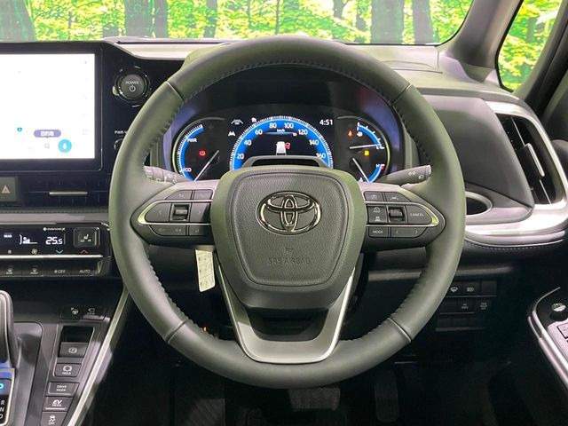 �y�����v�����X�e�A�����O�z�㎿�Ȋv���g�p���邱�ƂŁA��ɂ����������݂ƂĂ��^�]���₷���n���h���ł���