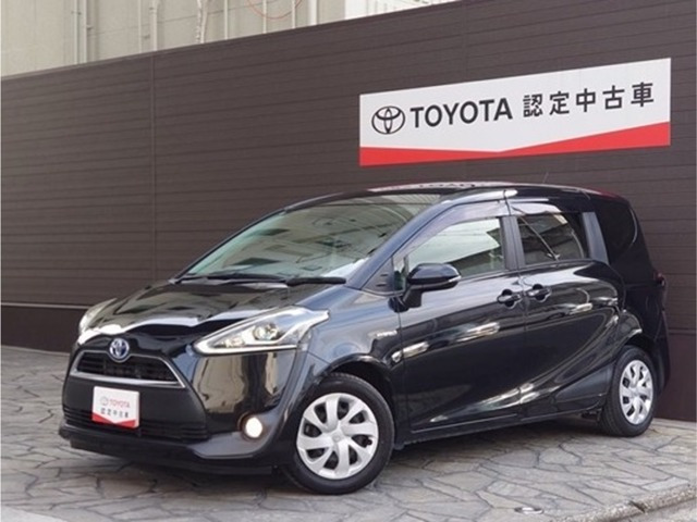 シエンタハイブリッド 1.5 G クエロ