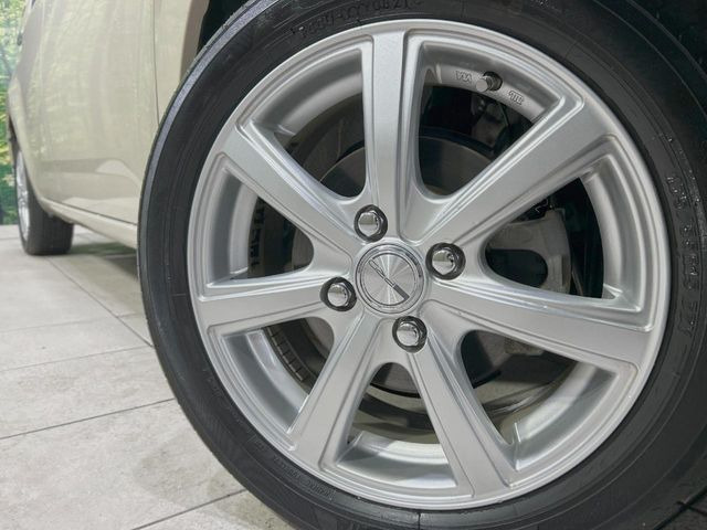 �y15�C���`�A���~�z�C�[���z�O�ςɃ}�b�`�����A���~�z�C�[���𑕒����Ă���܂��B�e��A���~�z�C�[����A�X�^�b�h���X�^�C�����戵�����Ă���܂��B���񂲑��k����������