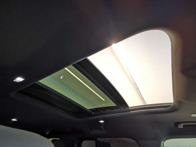 ディフェンダー110 V8 5.0L P525 4WD