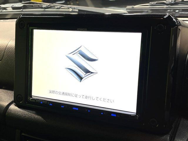 �y���ʃi�r�z�l�C�̑�^8�C���`�i�r�𑕔��B���݊��̂�����ʂ̓C���p�N�g��!�i�r���p���̃}�b�v�\���͌��₷���A�e���r��DVD�͗Տꊴ���A�b�v!�����̃h���C�u���O�b�Ɗy�����Ȃ�܂���