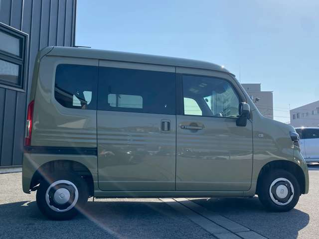 ����Ȃ��Ԃ̐����̔����\�ł�!(�L�b�`���J�[��ύڎԁA�_���v�J�[�⃌�v���J�ԁA�o�X�ȂǂȂ�)���s���SUV�͖ܘ_�AEV(�d�C������)��n�C�u���b�h(PHEV�܂�)���[�Ԏ��т��������܂�!���ł������k��!