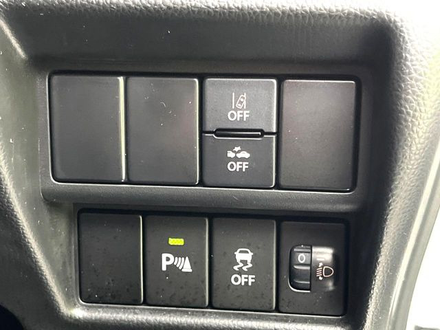 �y�����N���X�g���t�B�b�N�A���[�g(RCTA)�z���ԃX�y�[�X����o�鎞�Ɍ�������؂낤�Ɛڋ߂��Ă���ԗ������m�����m�点���܂��B�V���b�s���O���[���ȂǑ�^���Ǝ{�݂̍��G�������ԏ�ł����S�ł��ˁ�