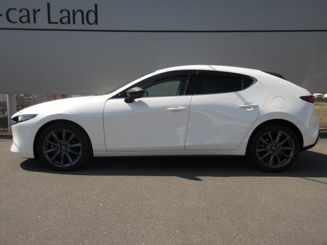 MAZDA3ファストバック1.8 XD プロアクティブ 4WD