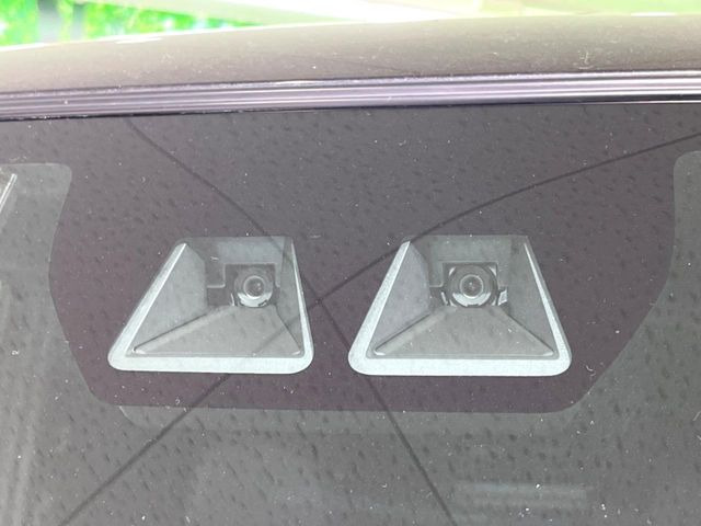 �y�X�}�[�g�A�V�X�g�z���s���ɑO���̎ԗ�����F�����A�Փ˂������Ȏ��͌x��ƃu���[�L�ŏՓˉ���Ɣ�Q�y�����A�V�X�g�B�����S�Ƀh���C�u�����y���݂��������܂��B