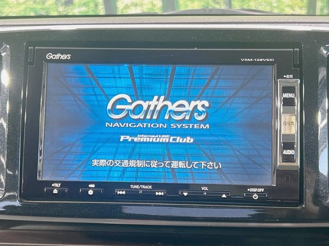 �y�����i�r�z�l�C�̏����i�r�𑕔����Ă���܂��B�i�r�̎g���₷���͂������A�I�[�f�B�I�@�\���[��!�L�����v�◷�s�͂������A�ʋ΂┃�����ȂǕ��i�̃h���C�u���y�����Ȃ�͂���