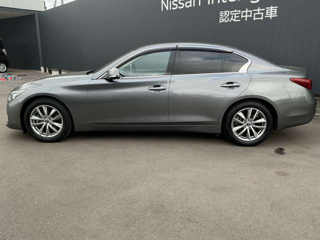 スカイライン3.0 GT