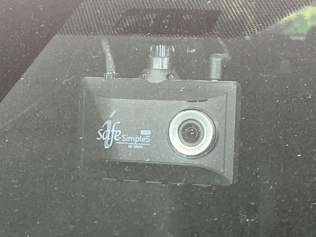 �y�h���C�u���R�[�_�[�z�h���C�u���R�[�_�[����!���s���͂������A������^�]�⎖�̂ɑ��������ہA�f���ŋL�^���A����̃��X�N�ɔ����܂��B���L�^�pSD�J�[�h�͂��q�l�����g�ł��������������K�v������܂��B