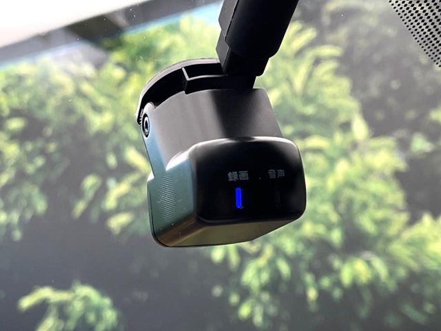 �y�h���C�u���R�[�_�[�z�h���C�u���R�[�_�[����!���s���͂������A������^�]�⎖�̂ɑ��������ہA�f���ŋL�^���A����̃��X�N�ɔ����܂��B���L�^�pSD�J�[�h�͂��q�l�����g�ł��������������K�v������܂��B