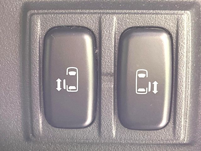 �y�����p���[�X���C�h�h�A�z�X�}�[�g�L�[��^�]�Ȃ̃X�C�b�`�Ō�ȗ����X���C�h�h�A�̊J���\���d��������͂����ăh�A���J����K�v�������A�����Ȃ��q�l�ł��ȒP�ɊJ���߂ł����K�ł���