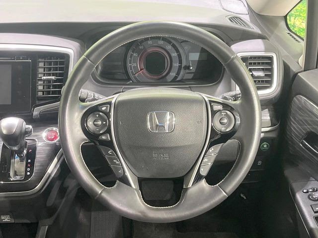 �y�����v�����X�e�A�����O�z�㎿�Ȋv���g�p���邱�ƂŁA��ɂ����������݂ƂĂ��^�]���₷���n���h���ł���