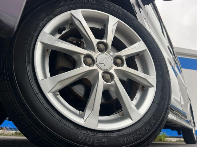 �y����14�C���`�A���~�z�C�[���z�O�ςɃ}�b�`���������A���~�z�C�[���𑕒����Ă���܂��B�e��ЊO�A���~�z�C�[����A�X�^�b�h���X�^�C�����戵�����Ă���܂��B���񂲑��k����������