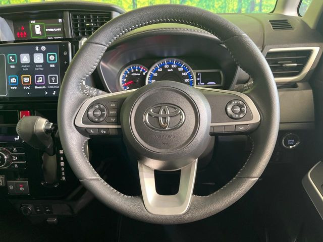 �y�����v�����X�e�A�����O�z�㎿�Ȋv���g�p���邱�ƂŁA��ɂ����������݂ƂĂ��^�]���₷���n���h���ł���