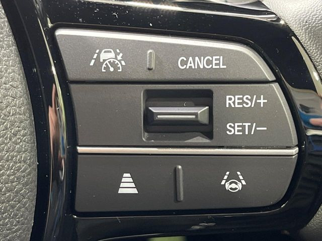 �y�A�_�v�e�B�u�N���[�Y�R���g���[���z�������H�ł̒��������s���y��!!�����ő��x��ۂN���[�Y�R���g���[�����A�Փˌy���V�X�e���ƘA�g���A�O���̎ԗ������m���ĎԊԂ�ۂ悤�ɑ��x���߂��Ă���܂�!!