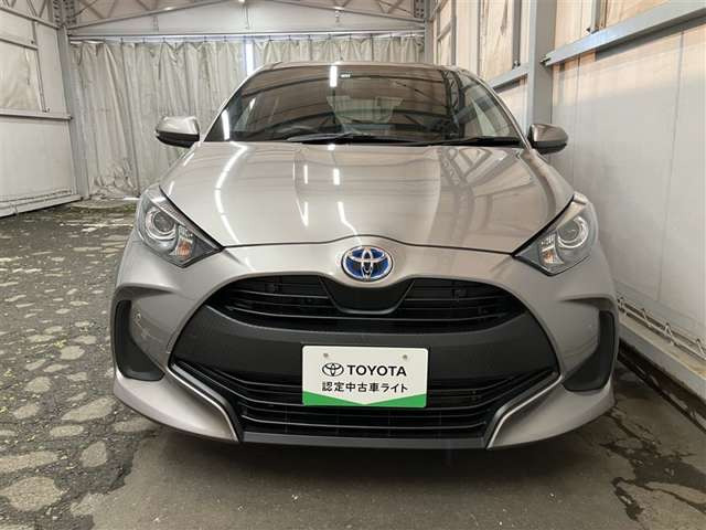 ヤリス1.5 ハイブリッド G E-Four 4WD