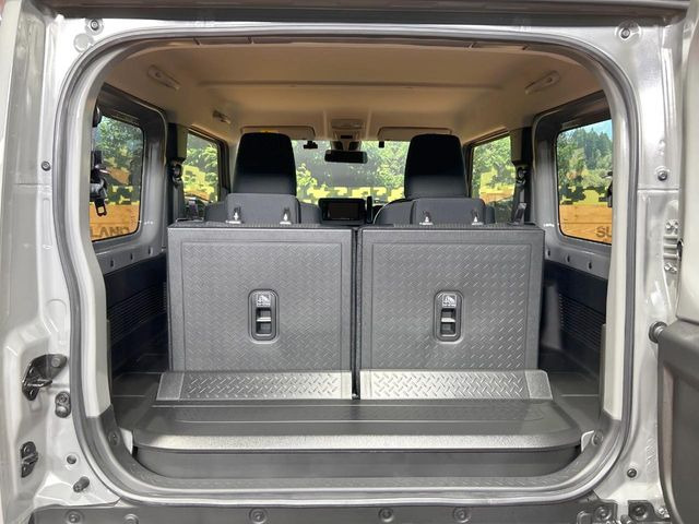 �����d�l�̃��Q�b�W�́A�A�N�e�B�u�Ȏg�p�ɂ҂�����B�v�[����C�������͂��߁A�L�����v��E�B���^�[�X�|�[�c�̃V�[���ŔG�ꂽ�艘�ꂽ�ו���ςݍ���ł��ȒP�ɂӂ���邱�Ƃ��ł��A���������y�X�ł���