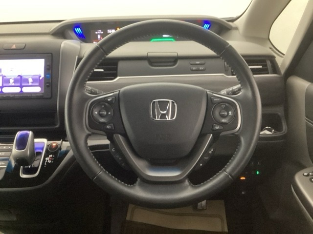 フリード1.5 ハイブリッド EX