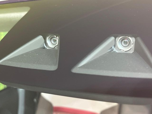 �y�X�}�[�g�A�V�X�g�z���s���ɑO���̎ԗ�����F�����A�Փ˂������Ȏ��͌x��ƃu���[�L�ŏՓˉ���Ɣ�Q�y�����A�V�X�g�B�����S�Ƀh���C�u�����y���݂��������܂��B