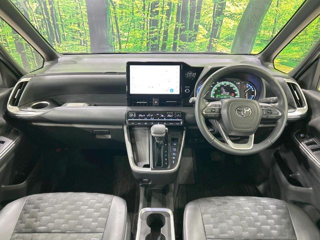 ヴォクシー1.8 ハイブリッド S-Z