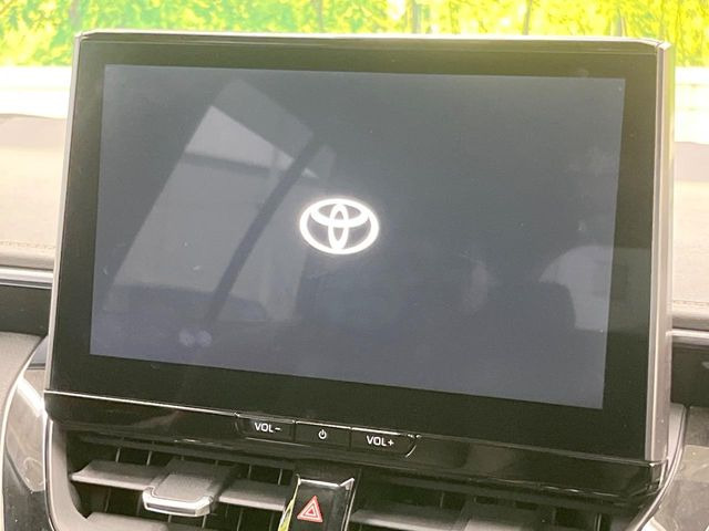 �y10.5�C���` �f�B�X�v���C�I�[�f�B�I�z���ʂ̃f�B�X�v���C��AppleCarPlay��AndroidAuto�����p�\�B�傫�ȉ�ʂŃX�}�z�i�r�A�v���������p���������܂���