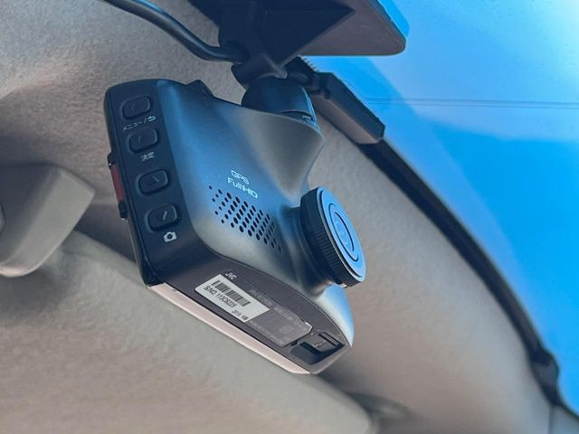 �y�h���C�u���R�[�_�[�z�h���C�u���R�[�_�[����!���s���͂������A������^�]�⎖�̂ɑ��������ہA�f���ŋL�^���A����̃��X�N�ɔ����܂��B���L�^�pSD�J�[�h�͂��q�l�����g�ł��������������K�v������܂��B