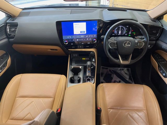 NX350h バージョンL