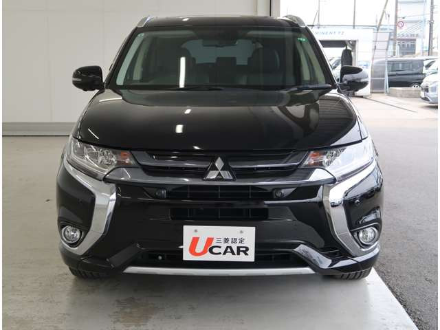 アウトランダーPHEV2.0 G ナビパッケージ 4WD