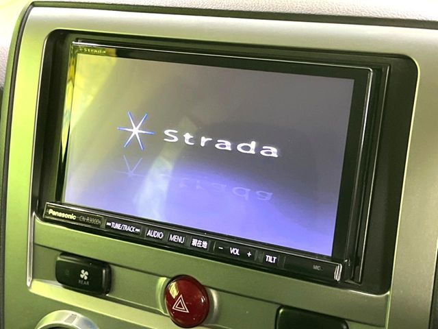 �y�i�r�Q�[�V�����z�g���₷���i�r�ŖړI�n�܂ł�������ē����Ă���܂��B�e��I�[�f�B�I�Đ��@�\���[�����Ă���A���Ԃ̉^�]������Ɋy�����Ȃ�܂�!!