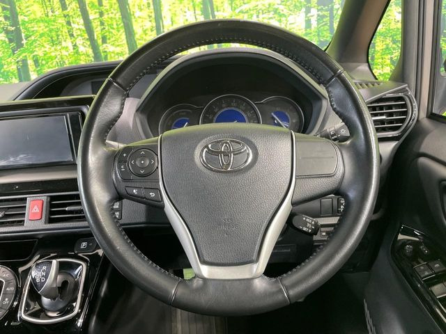 �y�����v�����X�e�A�����O�z�㎿�Ȋv���g�p���邱�ƂŁA��ɂ����������݂ƂĂ��^�]���₷���n���h���ł���