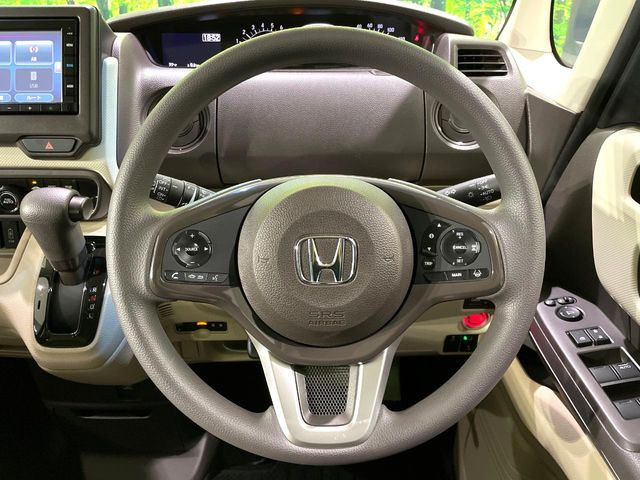 �y�X�e�A�����O�X�C�b�`�z�^�]���A�O������ڐ������炷���ƂȂ��A�I�[�f�B�I���̑��삪�\�ȕ֗��@�\!���S&���K�ȃh���C�u�����o���Ă���܂���