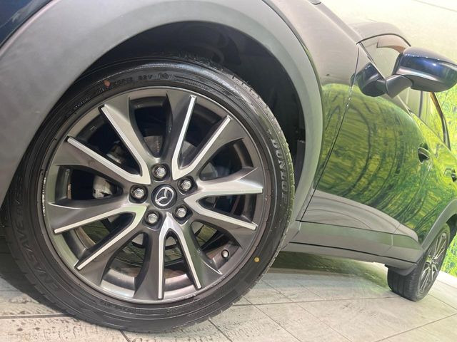 �y����18�C���`�A���~�z�C�[���z�O�ςɃ}�b�`���������A���~�z�C�[���𑕒����Ă���܂��B�e��ЊO�A���~�z�C�[����A�X�^�b�h���X�^�C�����戵�����Ă���܂��B���񂲑��k����������