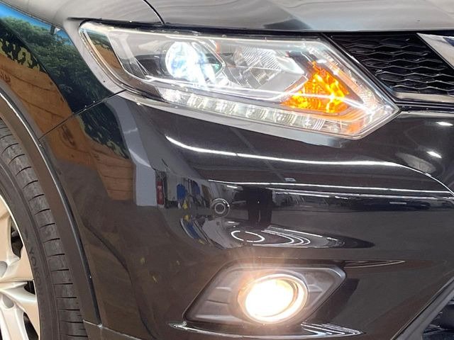 �yLED�w�b�h���C�g�z���V����ԑ��s�����ǍD�Ȏ��E���m�ۂ����S���ĉ^�]�ł��鍂�P�xLED�w�b�h���C�g�𑕔�!�_�����x�������A����d�͂��}�����Ă��܂��B