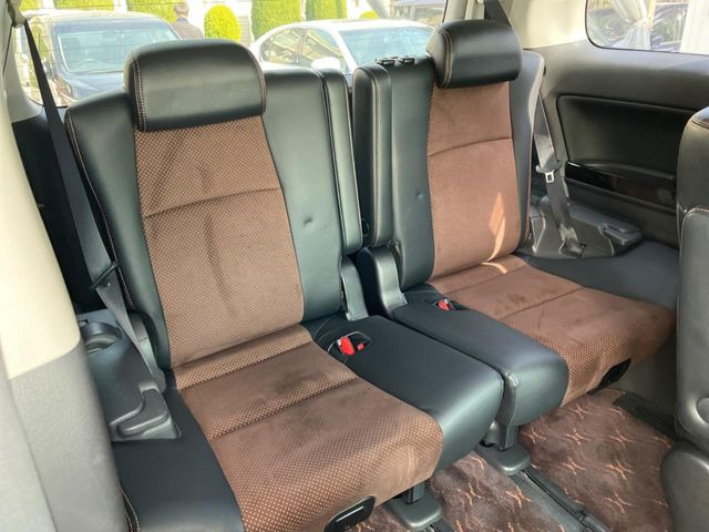 3��ڃV�[�g�͂�������ԗǍD����l�ł��������ƍ����Ē����܂��̂ŁA��l���ł̂��o���������N���N�ł��􂲉Ƒ��ŁA�C�̒m�ꂽ���ԂŁA�h���C�u�ɍs���̂��y���݂ł��ˁ�