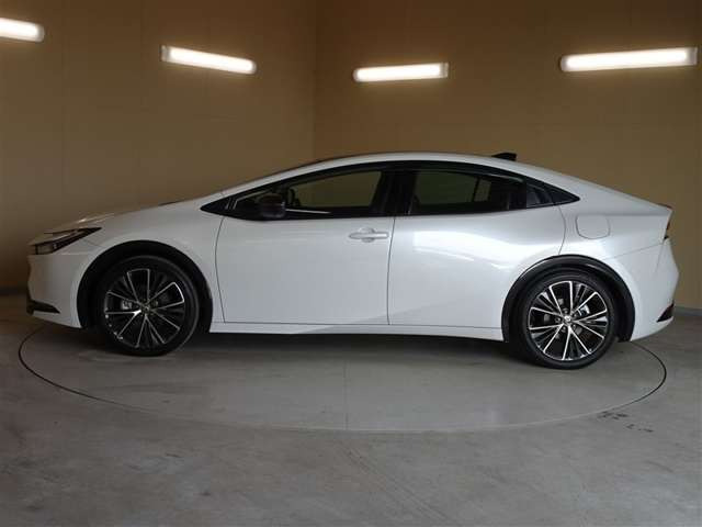 プリウス2.0 Z E-Four 4WD