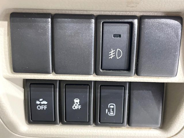 �y�p���[�X���C�h�h�A�z�X�}�[�g�L�[��^�]�Ȃ̃X�C�b�`�ŃX���C�h�h�A�̊J���\���d��������͂����ăh�A���J����K�v�������A���������q�l�ł��A�d���ו��������Ă��鎞�����N�ɊJ���߂ł��܂���