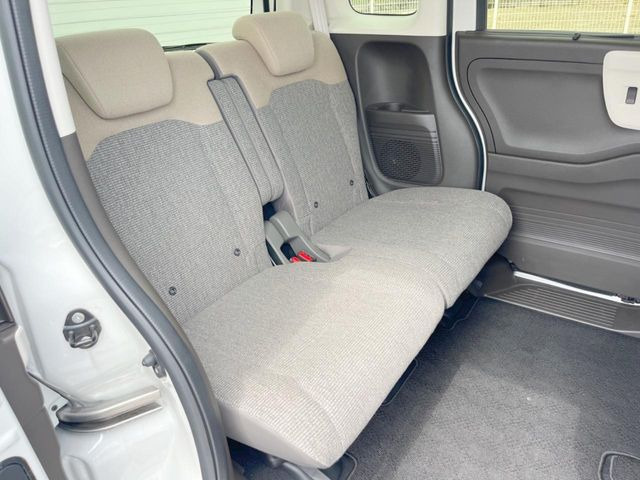 �L�X�Ƃ���2��ڃV�[�g�͋��Z���������A���S�n�����K!�F�B��Ƒ��Ƃ̂��o�����ɂ҂�����ł��B�x�r�[�V�[�g��`���C���h�V�[�g�g�p�������K�ɂ��߂�������������\���ȋ�Ԃ��m�ۂ��Ă��܂��B