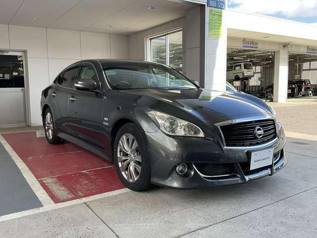 フーガハイブリッド