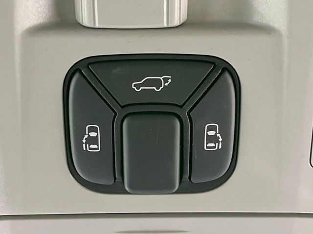 �y�����p���[�X���C�h�h�A�z�X�}�[�g�L�[��^�]�Ȃ̃X�C�b�`�Ō�ȗ����X���C�h�h�A�̊J���\���d��������͂����ăh�A���J����K�v�������A�����Ȃ��q�l�ł��ȒP�ɊJ���߂ł����K�ł���