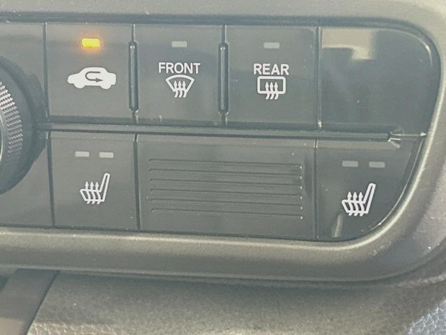 �y�V�[�g�q�[�^�[�z�������ɏd�󂷂�V�[�g�q�[�^�[!�G�A�R����葁�����܂��Ă����̂Ŋ�����̐l�����S�ł��ˁ�G�A�R���̉����͊������邩����A�Ƃ������ɂ����������߂ł��B