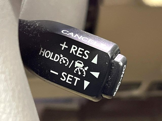 �y���[�_�[�N���[�Y�R���g���[���z�������H�ł̒��������s���y��!!�����ő��x��ۂN���[�Y�R���g���[�����A�Փˌy���V�X�e���ƘA�g���A�O���̎ԗ������m���ĎԊԂ�ۂ悤�ɑ��x���߂��Ă���܂�!!